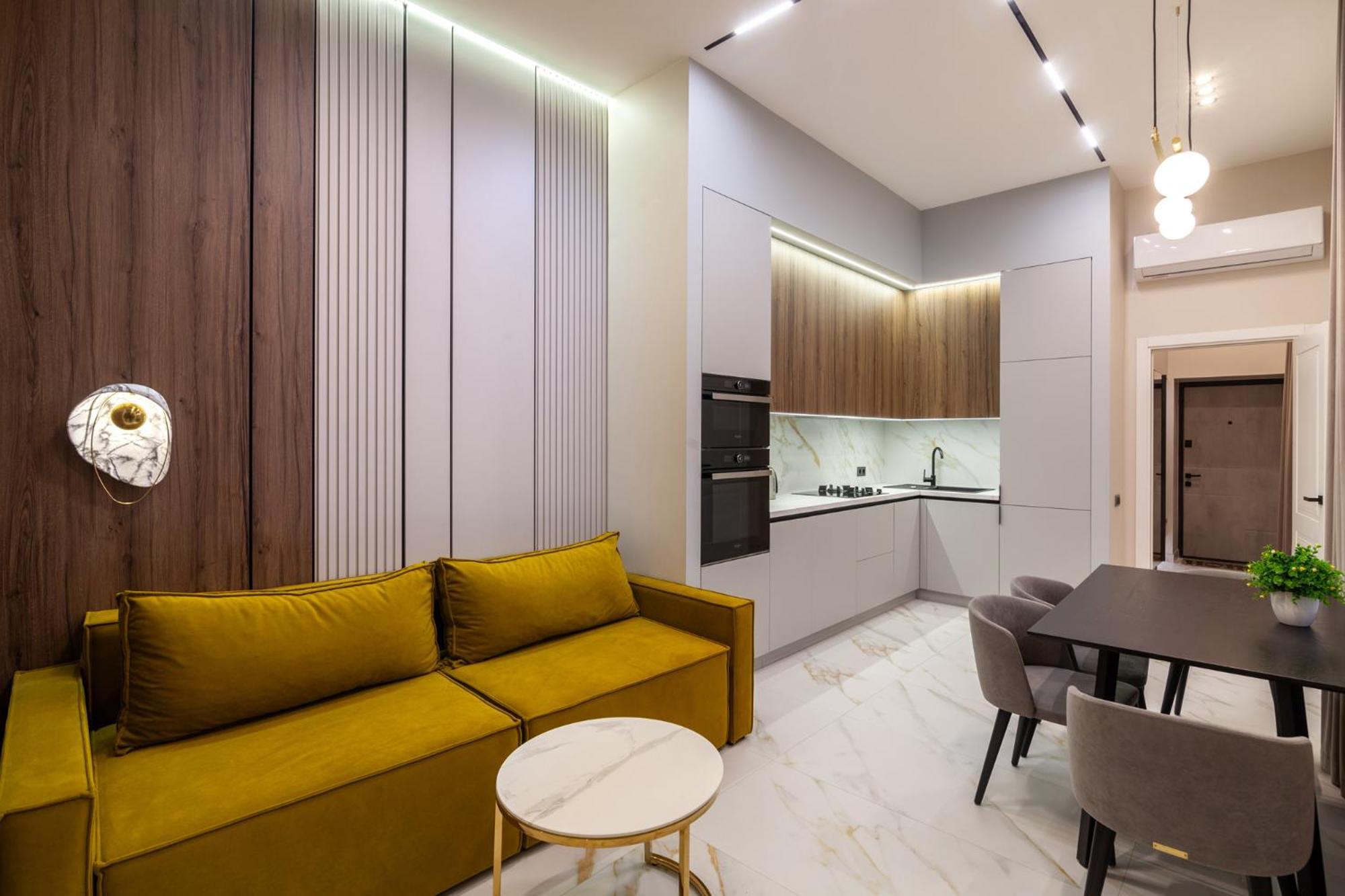 Leogrand Jacuzzi On Malaniuka 2 Apartment ลวีฟ ภายนอก รูปภาพ