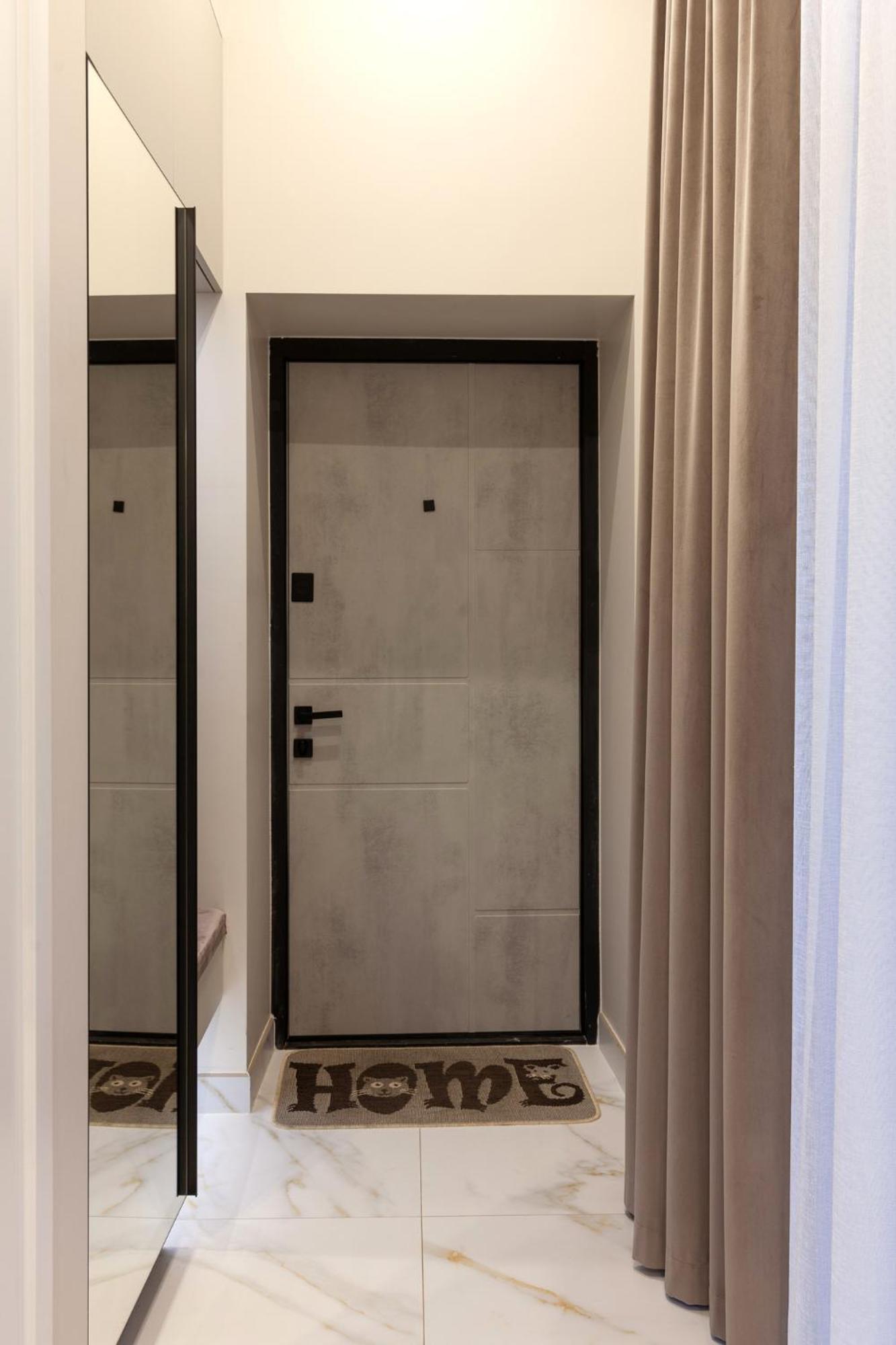 Leogrand Jacuzzi On Malaniuka 2 Apartment ลวีฟ ภายนอก รูปภาพ